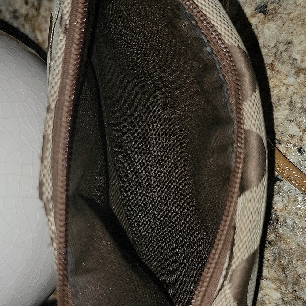 Coach signature wristlet - Picture 4 of 4